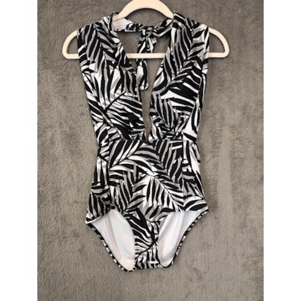 Unique & Classic Palm Leaf Tropical Plunging Halter One Piece Swimsuit Black L